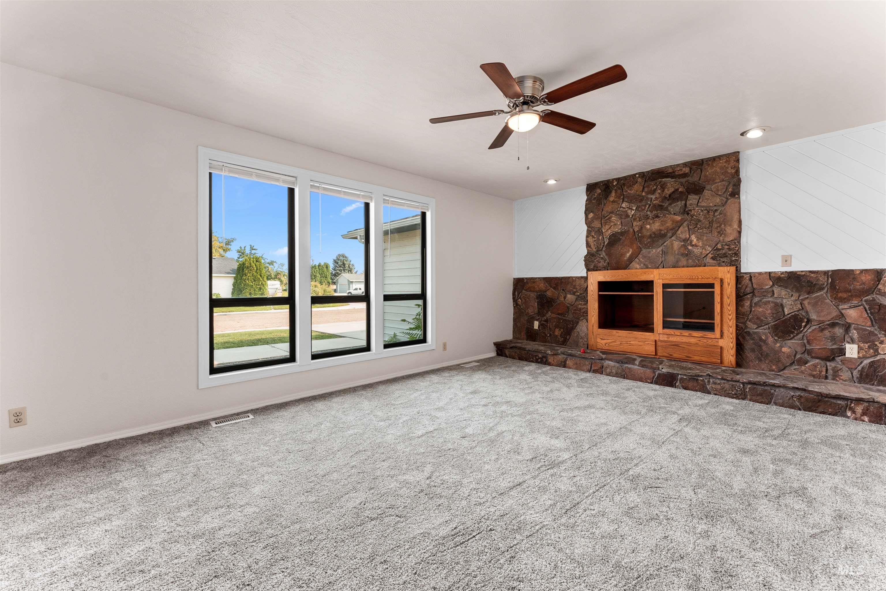 701 W Bridger, Nampa, Idaho 83651, 3 Bedrooms, 2 Bathrooms, Residential For Sale, Price $364,900, 98961178
