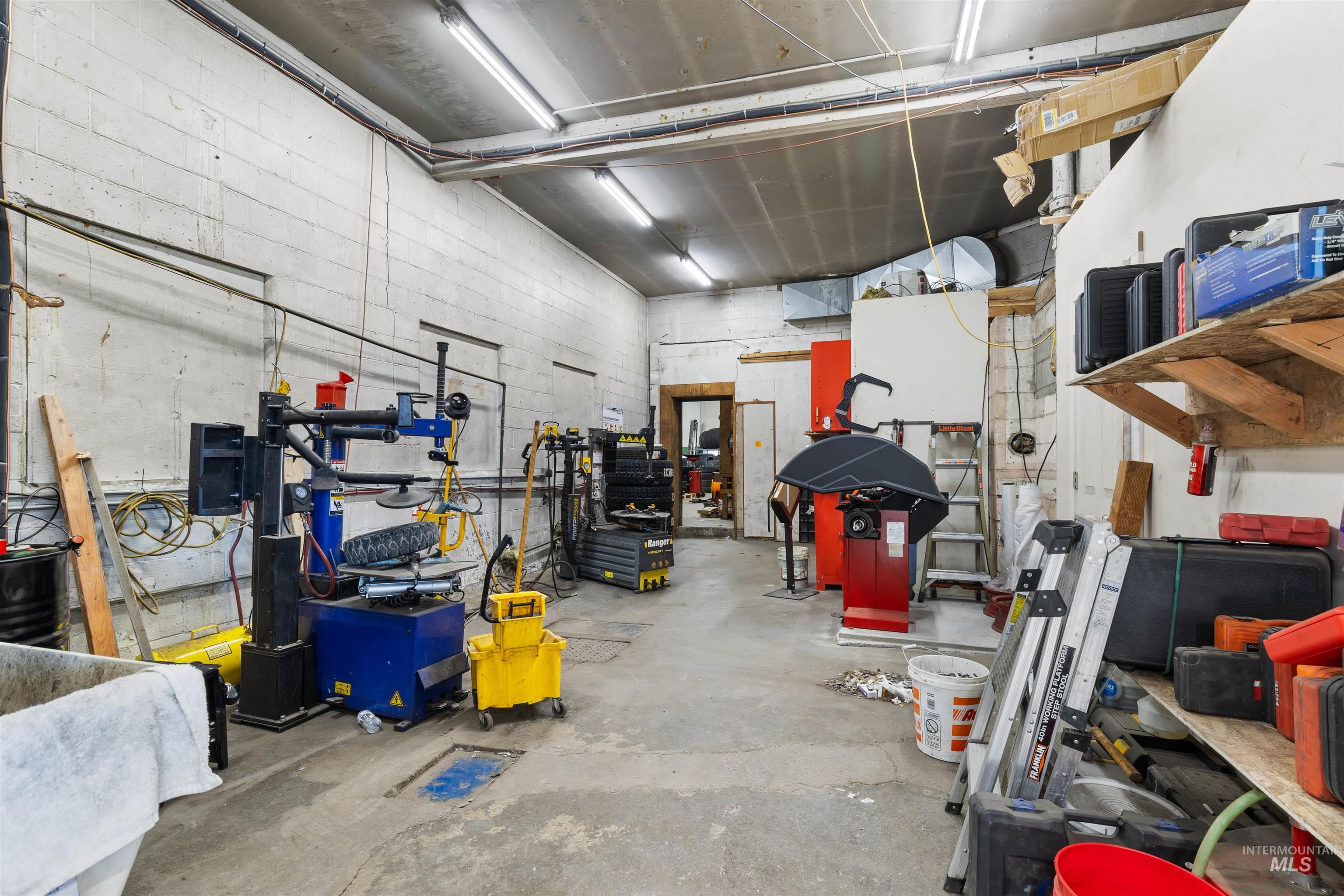 517 & 519 Diagonal Street, Clarkston, Washington 99403, Business/Commercial For Sale, Price $1,150,000, 98961180