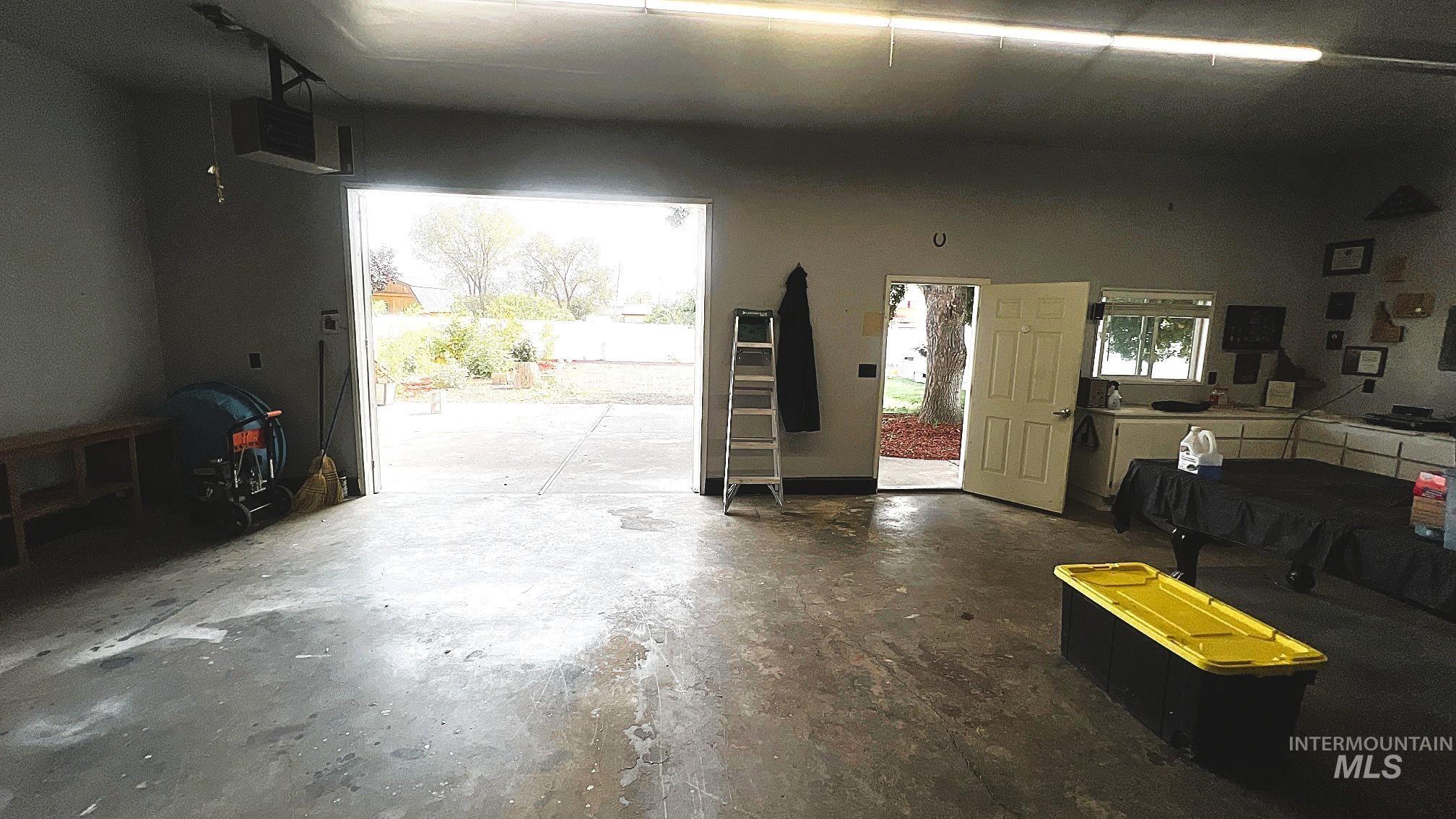 Garage with a heating unit
