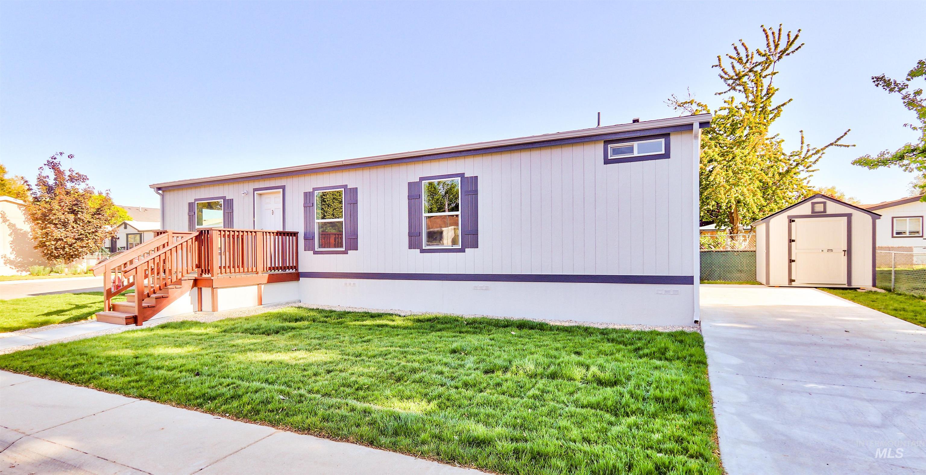 1349 N Meadowland Ln, Boise, Idaho 83713, 3 Bedrooms, 2 Bathrooms, Residential For Sale, Price $131,900, 98961204