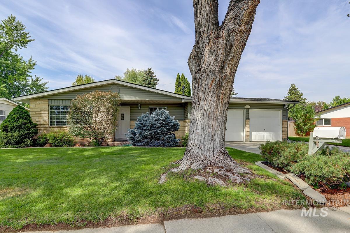 3731 N Buckingham Dr, Boise, Idaho 83704, 4 Bedrooms, 2 Bathrooms, Residential For Sale, Price $525,000, 98961208