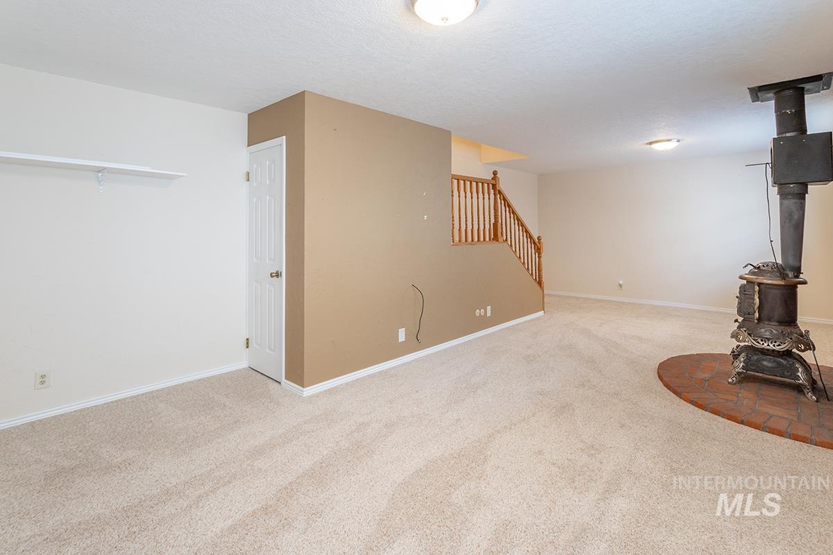 3731 N Buckingham Dr, Boise, Idaho 83704, 4 Bedrooms, 2 Bathrooms, Residential For Sale, Price $525,000, 98961208