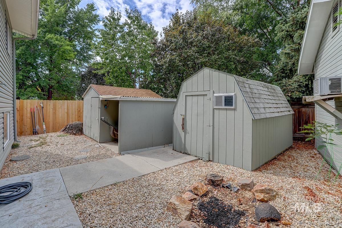 3731 N Buckingham Dr, Boise, Idaho 83704, 4 Bedrooms, 2 Bathrooms, Residential For Sale, Price $525,000, 98961208