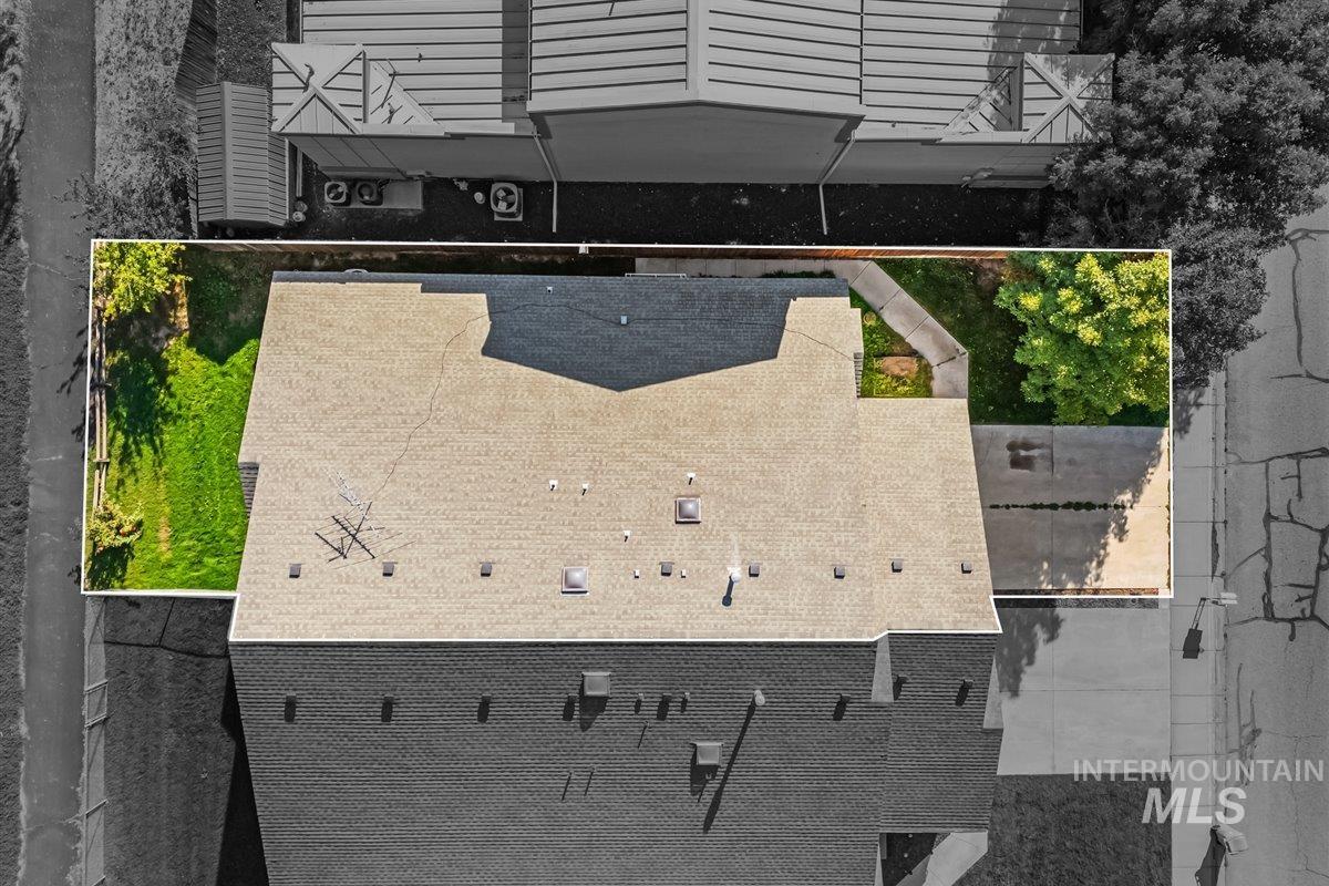 Aerial view of property's location featuring property parcel outlined