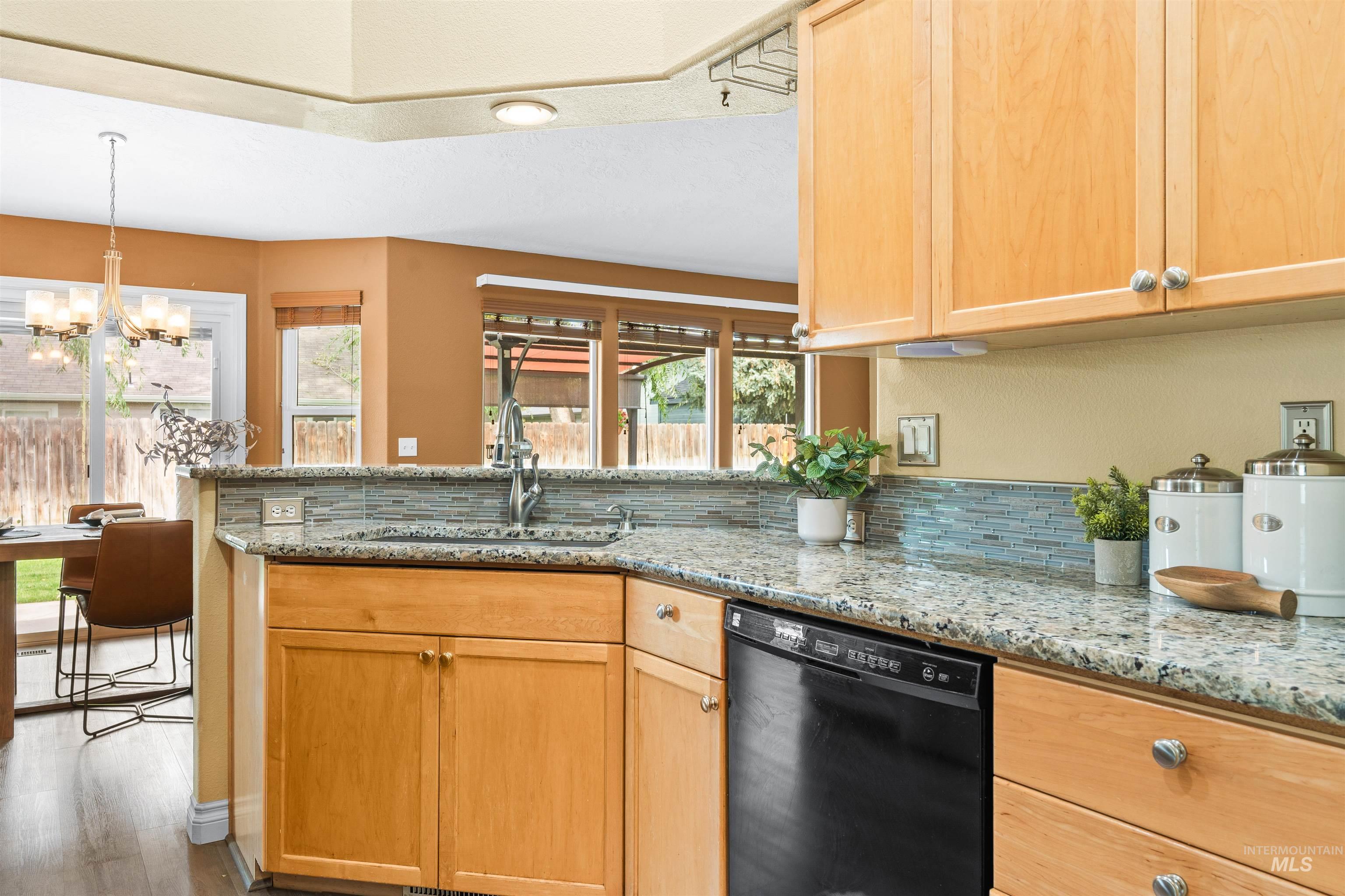 7709 N Matlock Ave, Boise, Idaho 83714, 3 Bedrooms, 2 Bathrooms, Residential For Sale, Price $449,000, 98961215