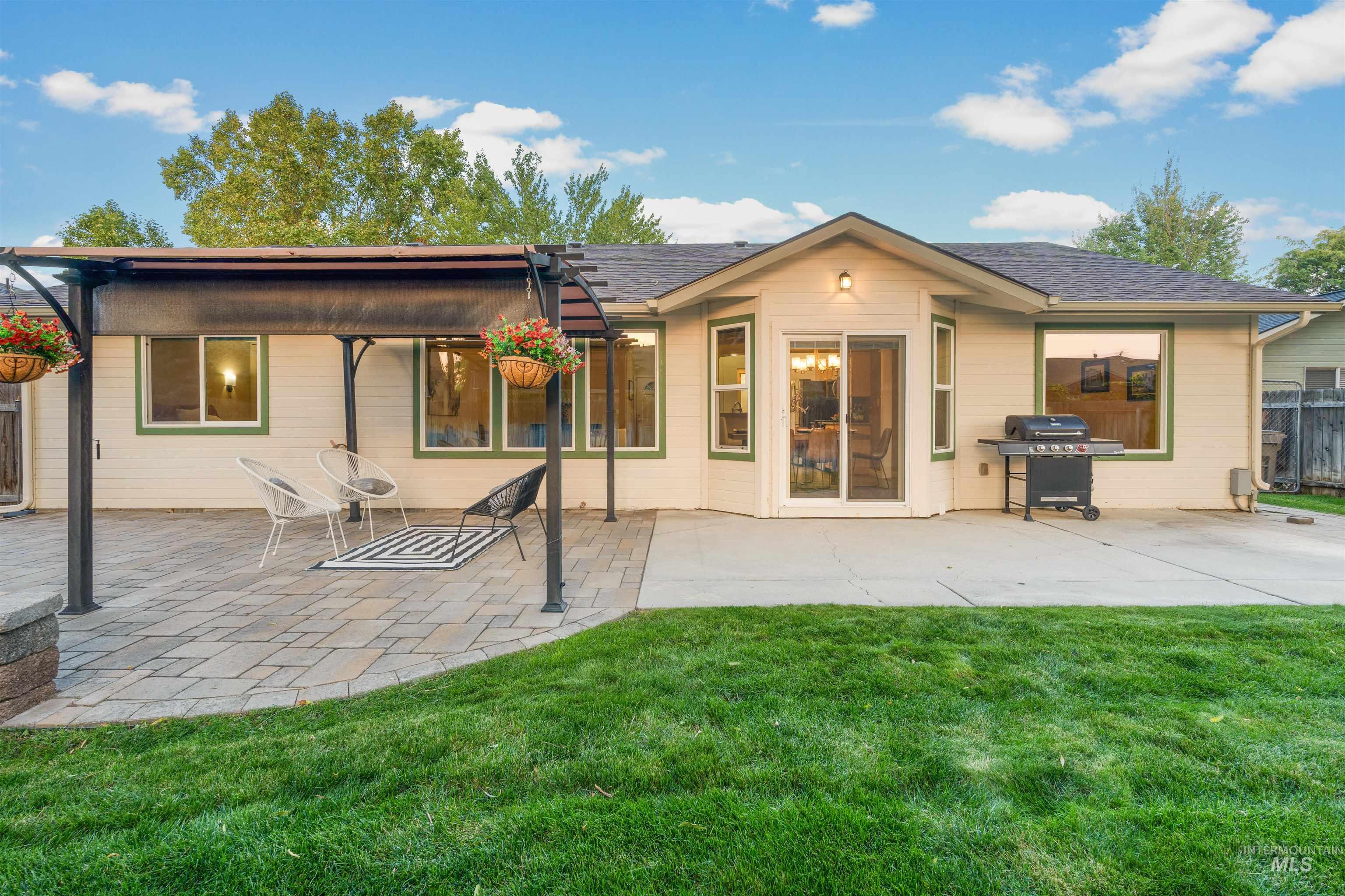 7709 N Matlock Ave, Boise, Idaho 83714, 3 Bedrooms, 2 Bathrooms, Residential For Sale, Price $449,000, 98961215