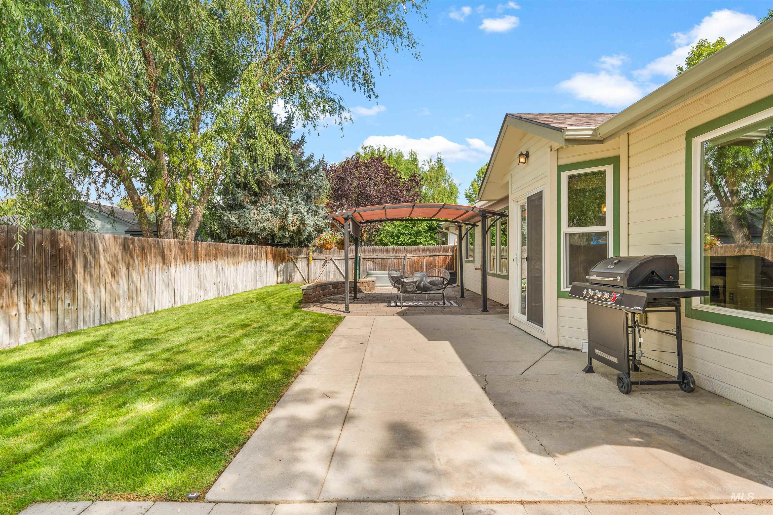7709 N Matlock Ave, Boise, Idaho 83714, 3 Bedrooms, 2 Bathrooms, Residential For Sale, Price $449,000, 98961215