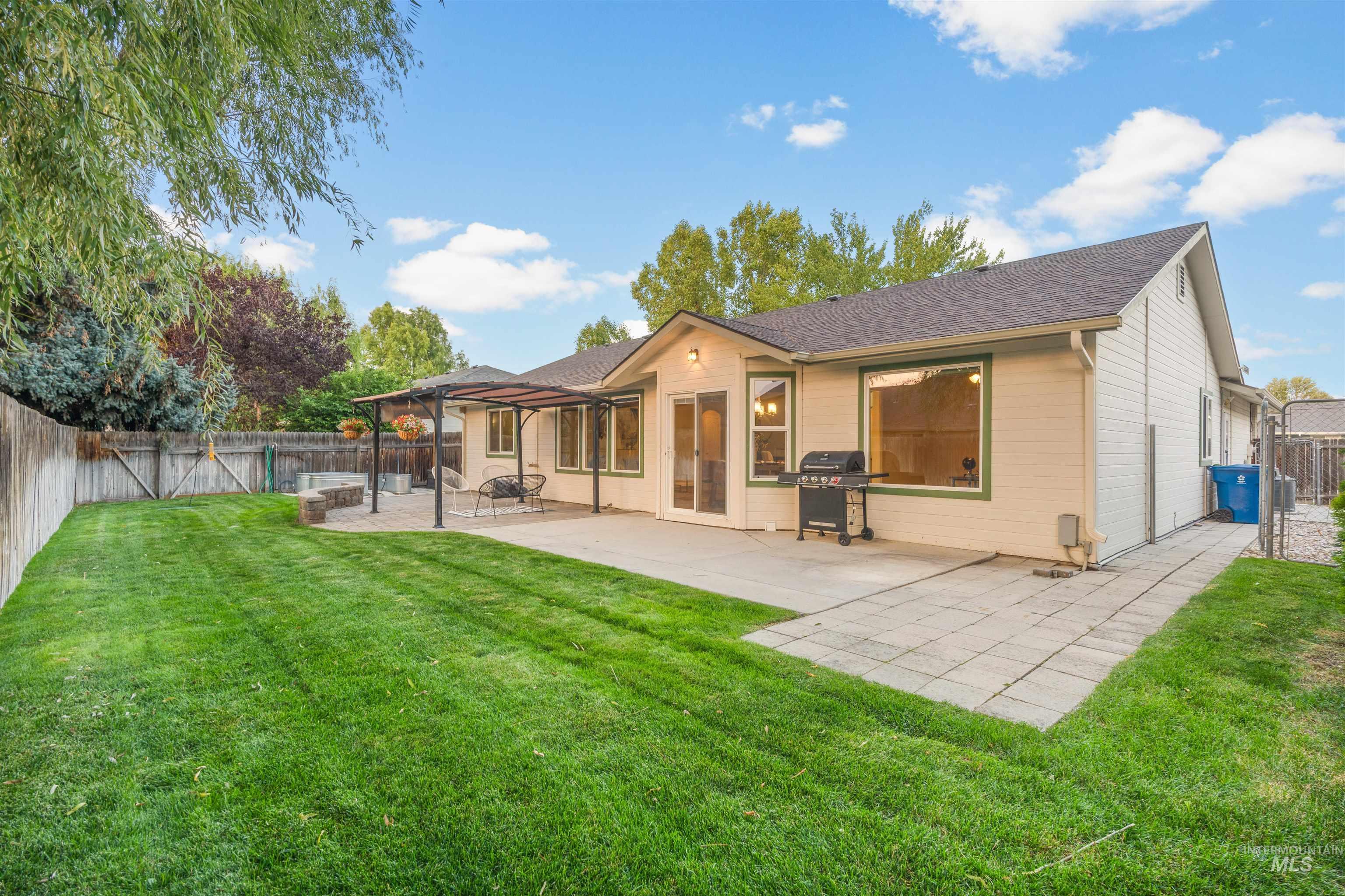 7709 N Matlock Ave, Boise, Idaho 83714, 3 Bedrooms, 2 Bathrooms, Residential For Sale, Price $449,000, 98961215