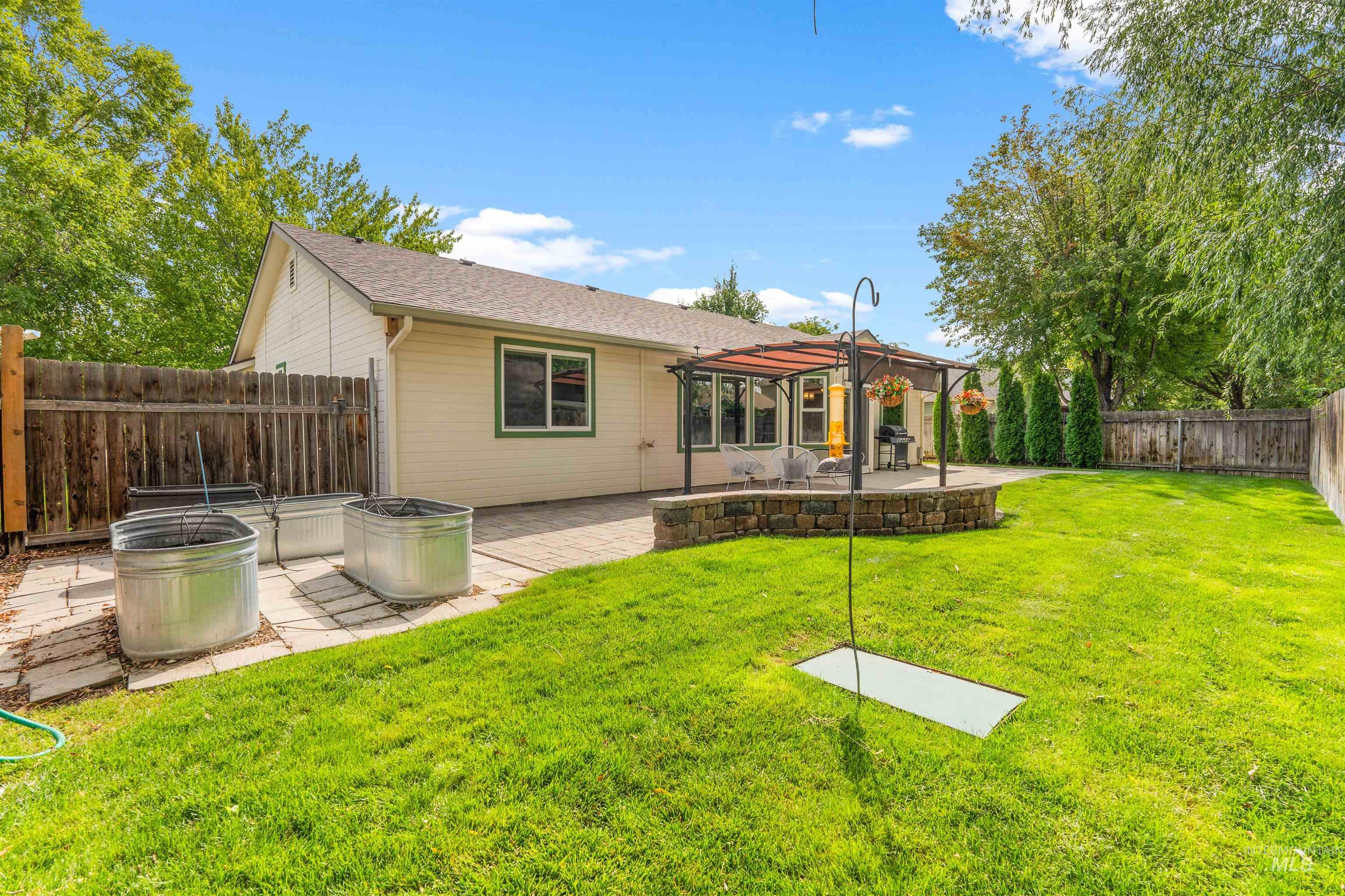 7709 N Matlock Ave, Boise, Idaho 83714, 3 Bedrooms, 2 Bathrooms, Residential For Sale, Price $449,000, 98961215
