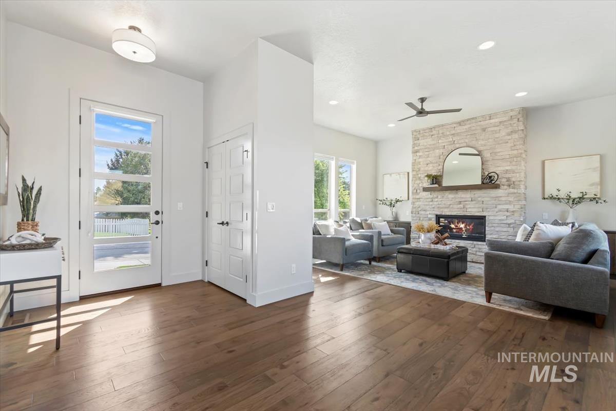 7168 E Highland Valley Road, Boise, Idaho 83716, 3 Bedrooms, 2.5 Bathrooms, Residential For Sale, Price $899,900, 98961216