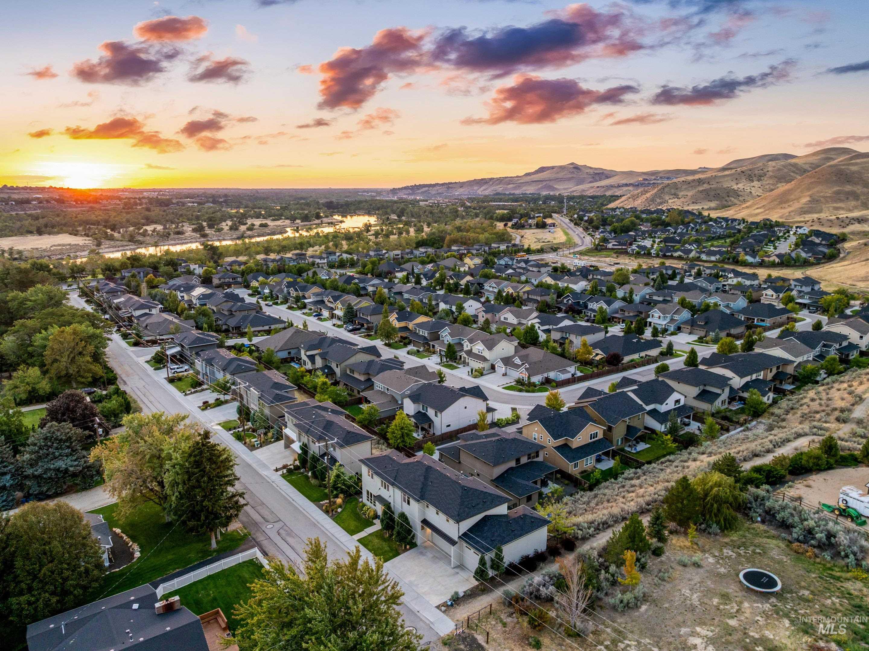 7168 E Highland Valley Road, Boise, Idaho 83716, 3 Bedrooms, 2.5 Bathrooms, Residential For Sale, Price $899,900, 98961216