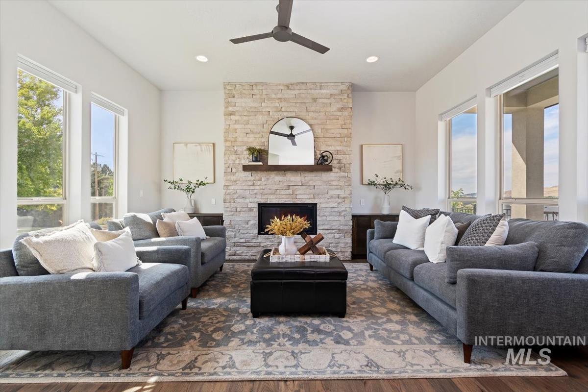 7168 E Highland Valley Road, Boise, Idaho 83716, 3 Bedrooms, 2.5 Bathrooms, Residential For Sale, Price $899,900, 98961216