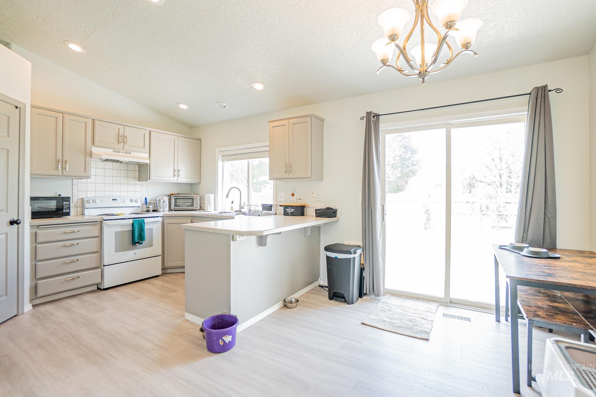 1765 Wasatch Dr, Mountain Home, Idaho 83647, 3 Bedrooms, 2 Bathrooms, Residential For Sale, Price $339,900, 98961224