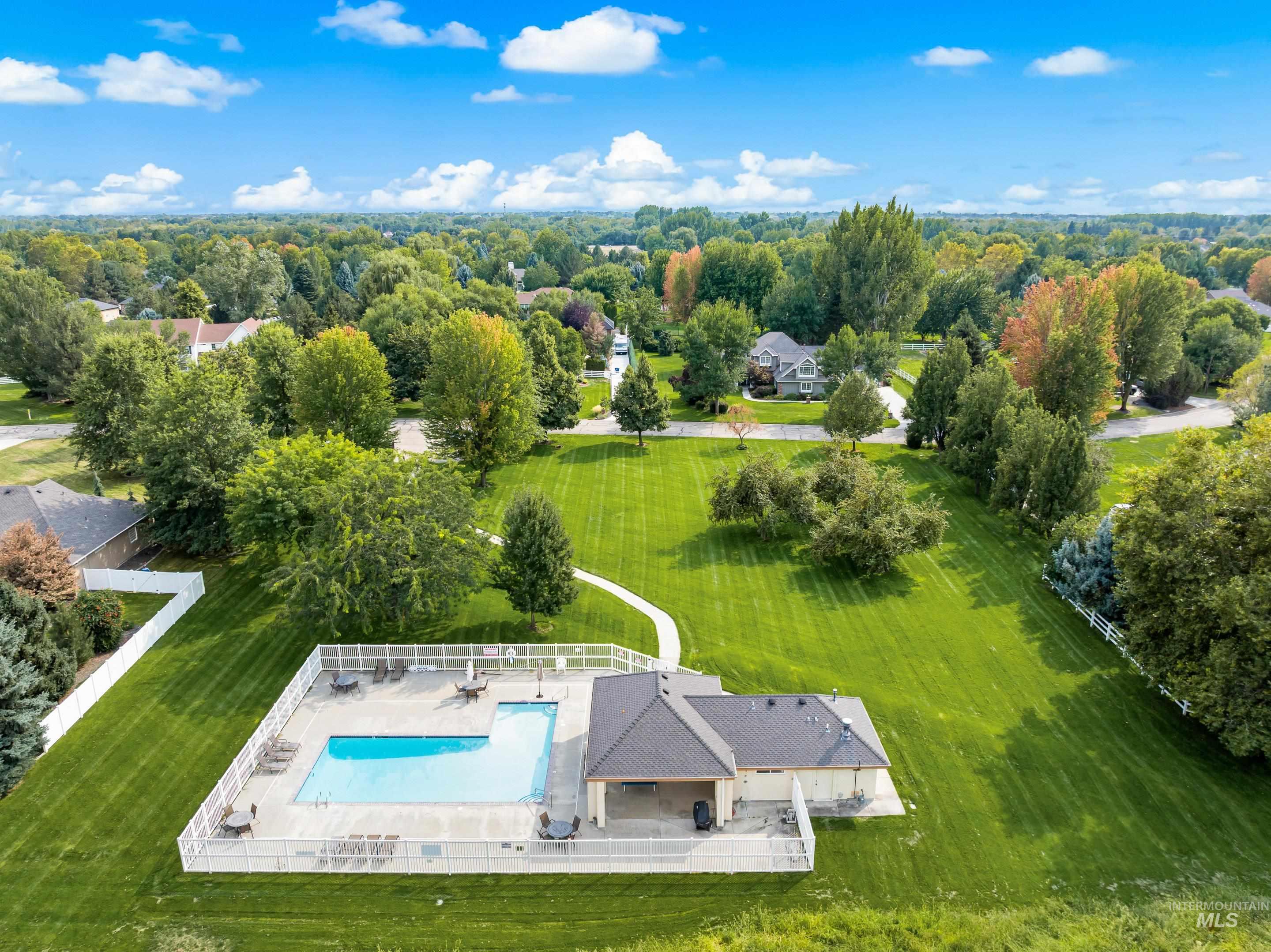 Bird's eye view of a pool area