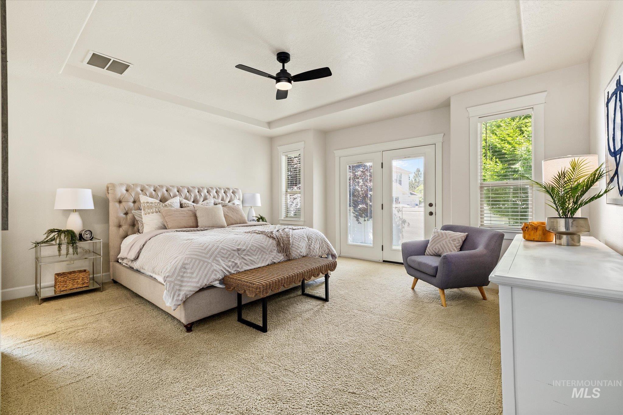 333 S Fernan Lake Way, Star, Idaho 83669, 5 Bedrooms, 4.5 Bathrooms, Residential For Sale, Price $735,000, 98961228