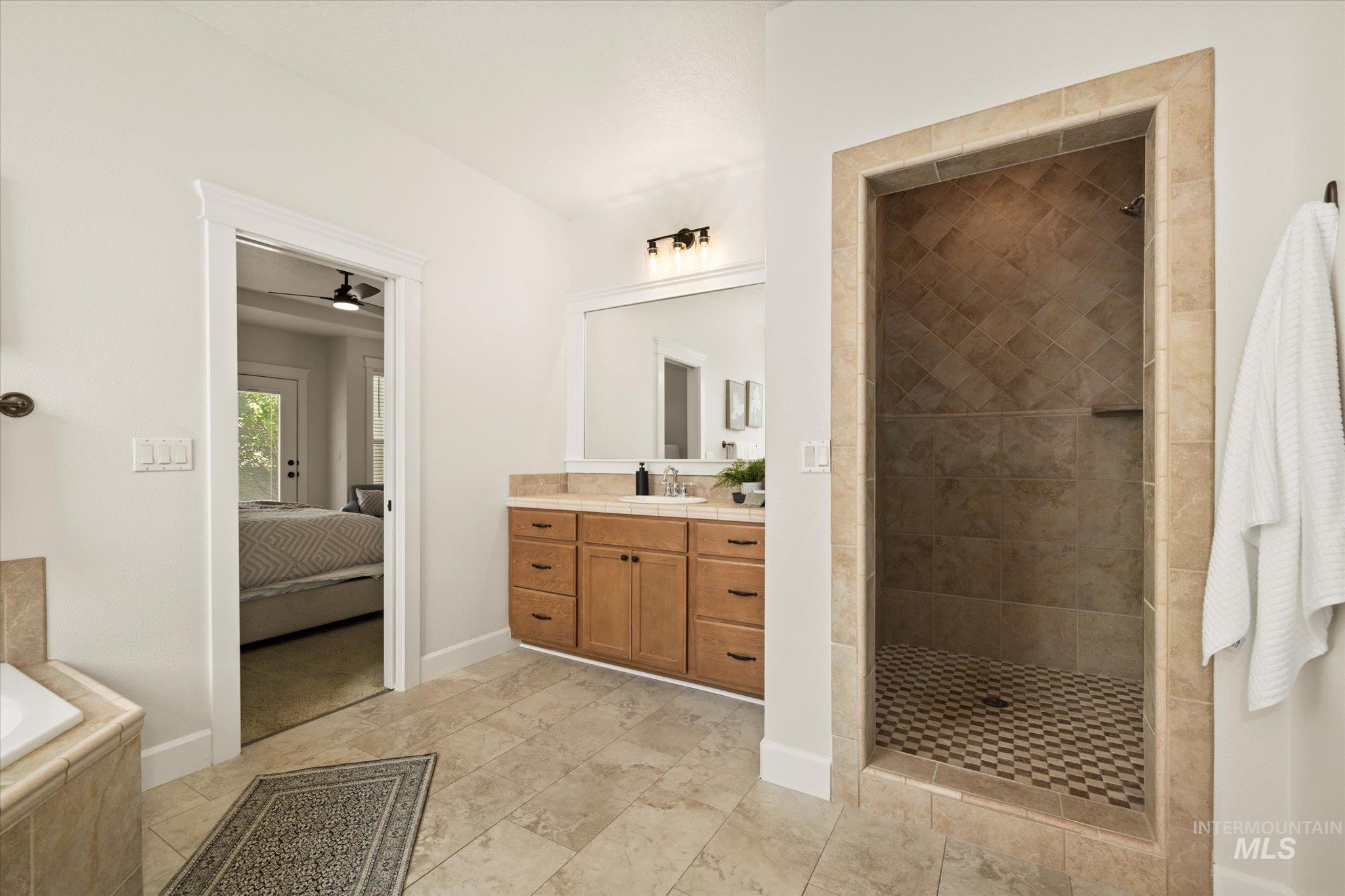 333 S Fernan Lake Way, Star, Idaho 83669, 5 Bedrooms, 4.5 Bathrooms, Residential For Sale, Price $735,000, 98961228