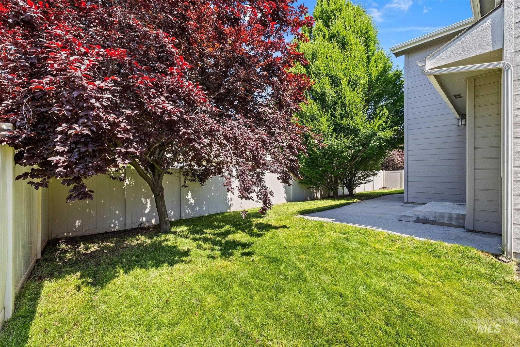 333 S Fernan Lake Way, Star, Idaho 83669, 5 Bedrooms, 4.5 Bathrooms, Residential For Sale, Price $735,000, 98961228