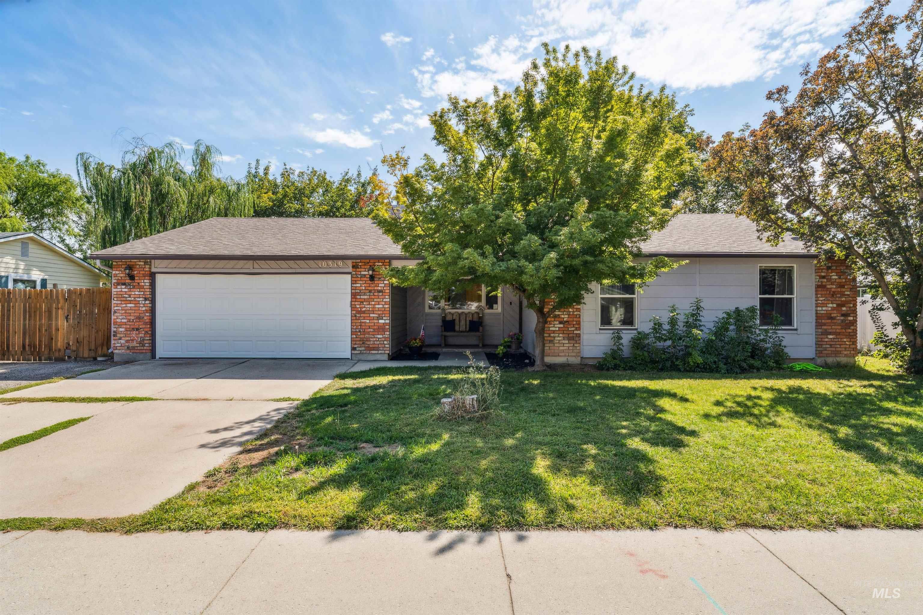 10319 W Ardyce Street, Boise, Idaho 83704, 3 Bedrooms, 2 Bathrooms, Residential For Sale, Price $425,000, 98961236