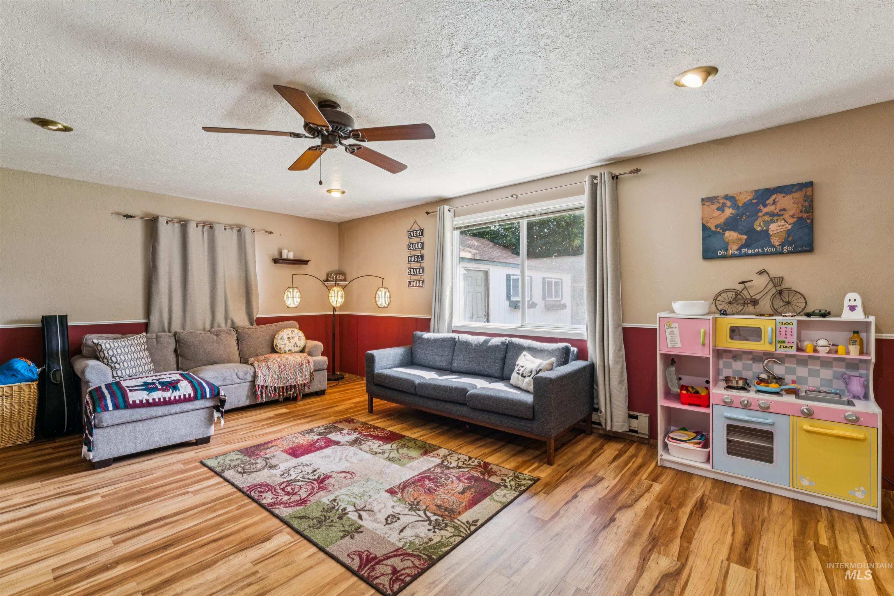 10319 W Ardyce Street, Boise, Idaho 83704, 3 Bedrooms, 2 Bathrooms, Residential For Sale, Price $425,000, 98961236