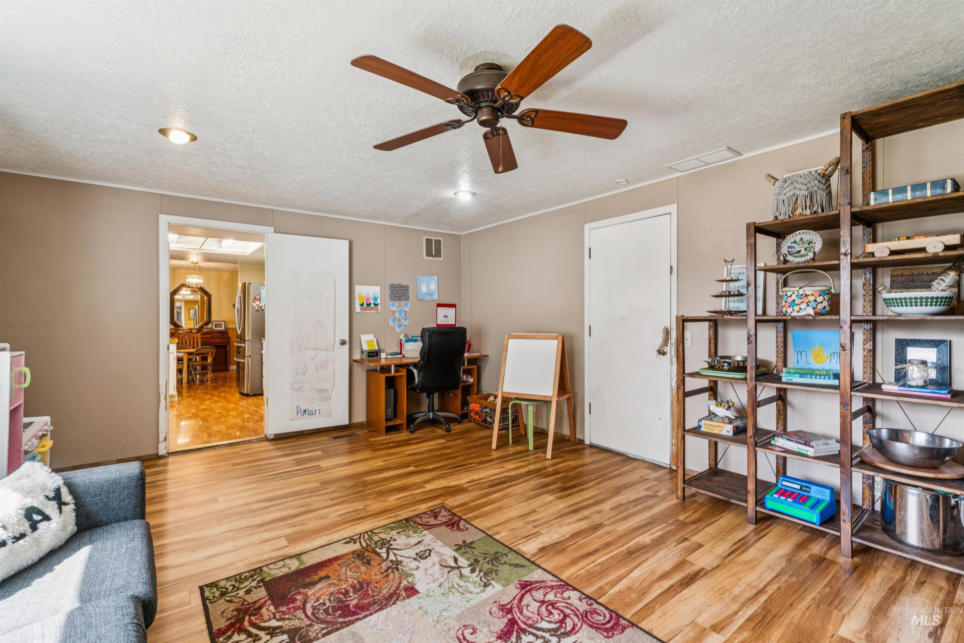 10319 W Ardyce Street, Boise, Idaho 83704, 3 Bedrooms, 2 Bathrooms, Residential For Sale, Price $425,000, 98961236