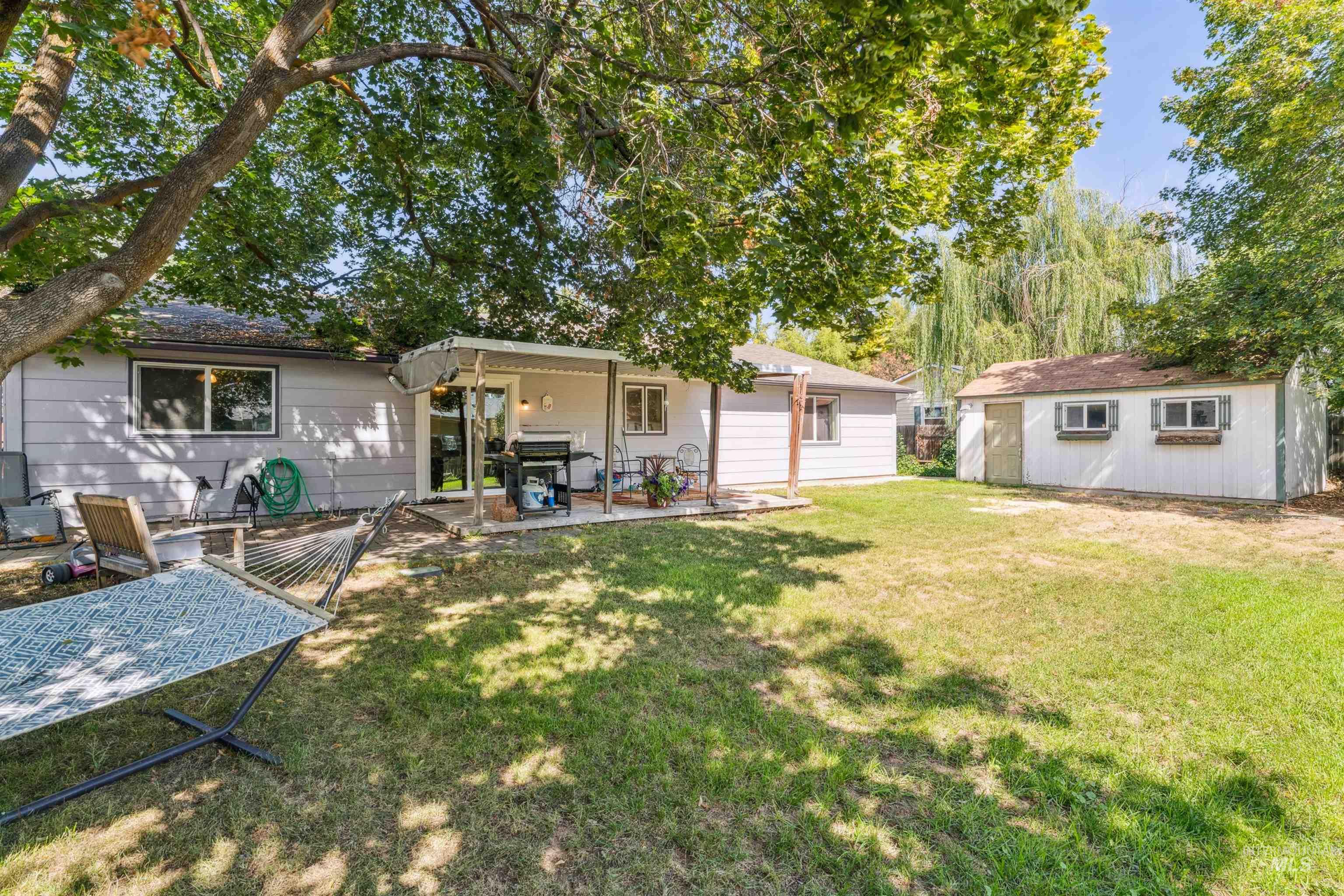 10319 W Ardyce Street, Boise, Idaho 83704, 3 Bedrooms, 2 Bathrooms, Residential For Sale, Price $425,000, 98961236