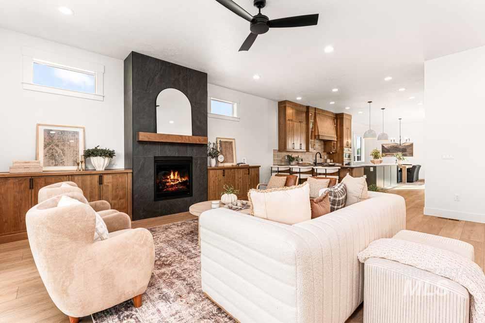 893 N Danville Ave, Eagle, Idaho 83616, 4 Bedrooms, 4.5 Bathrooms, Residential For Sale, Price $1,250,000, 98961243