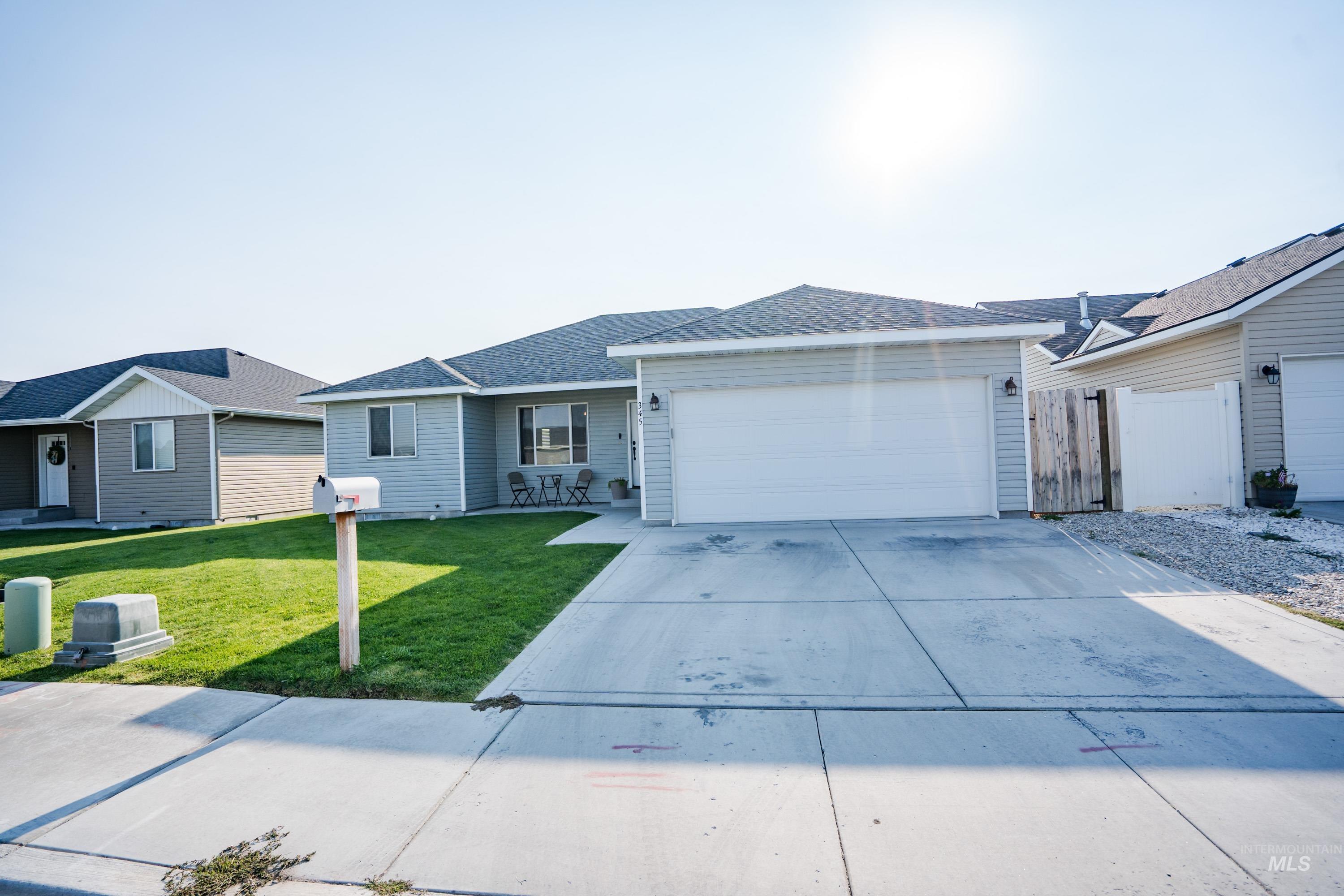 345 Miller Ave, Burley, Idaho 83318, 3 Bedrooms, 2 Bathrooms, Residential For Sale, Price $315,000, 98961246