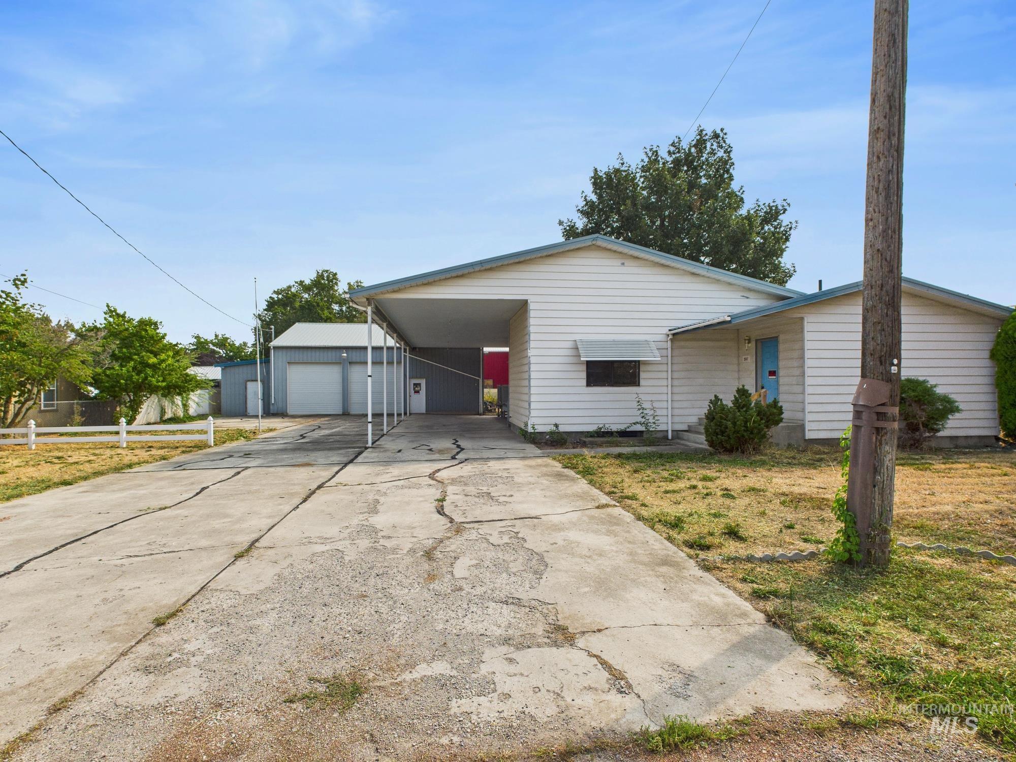 3507 10th Street, Lewiston, Idaho 83501, 2 Bedrooms, 2 Bathrooms, Residential For Sale, Price $449,000, 98961248