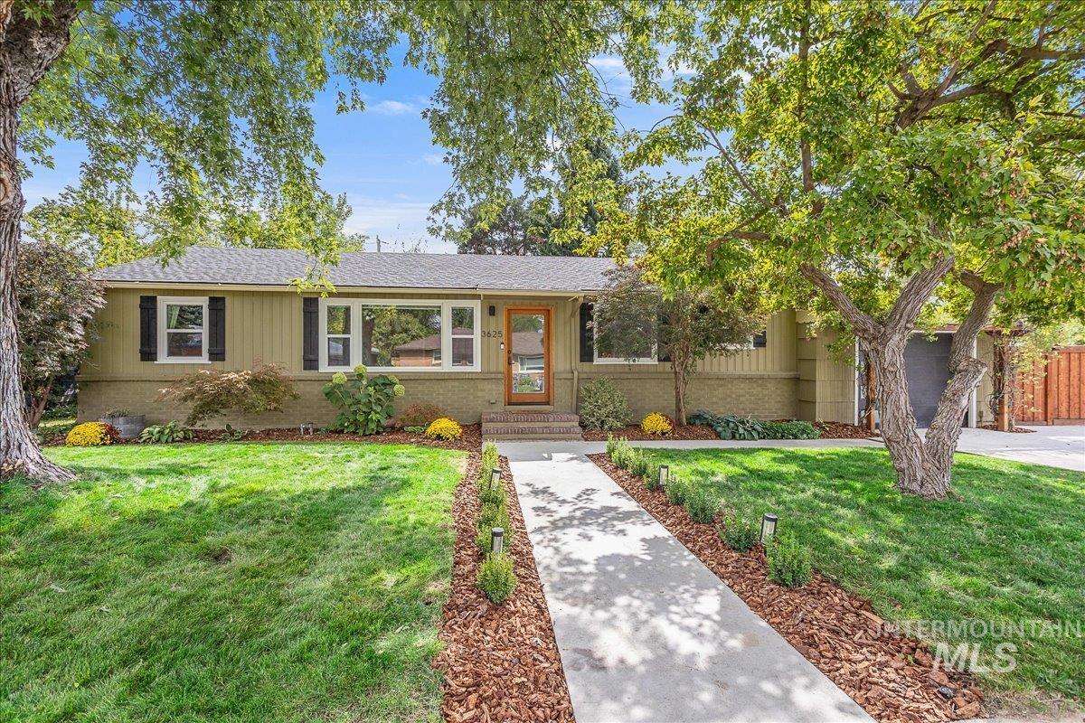 3625 W Tulara Dr, Boise, Idaho 83706, 3 Bedrooms, 2 Bathrooms, Residential For Sale, Price $665,000, 98961249
