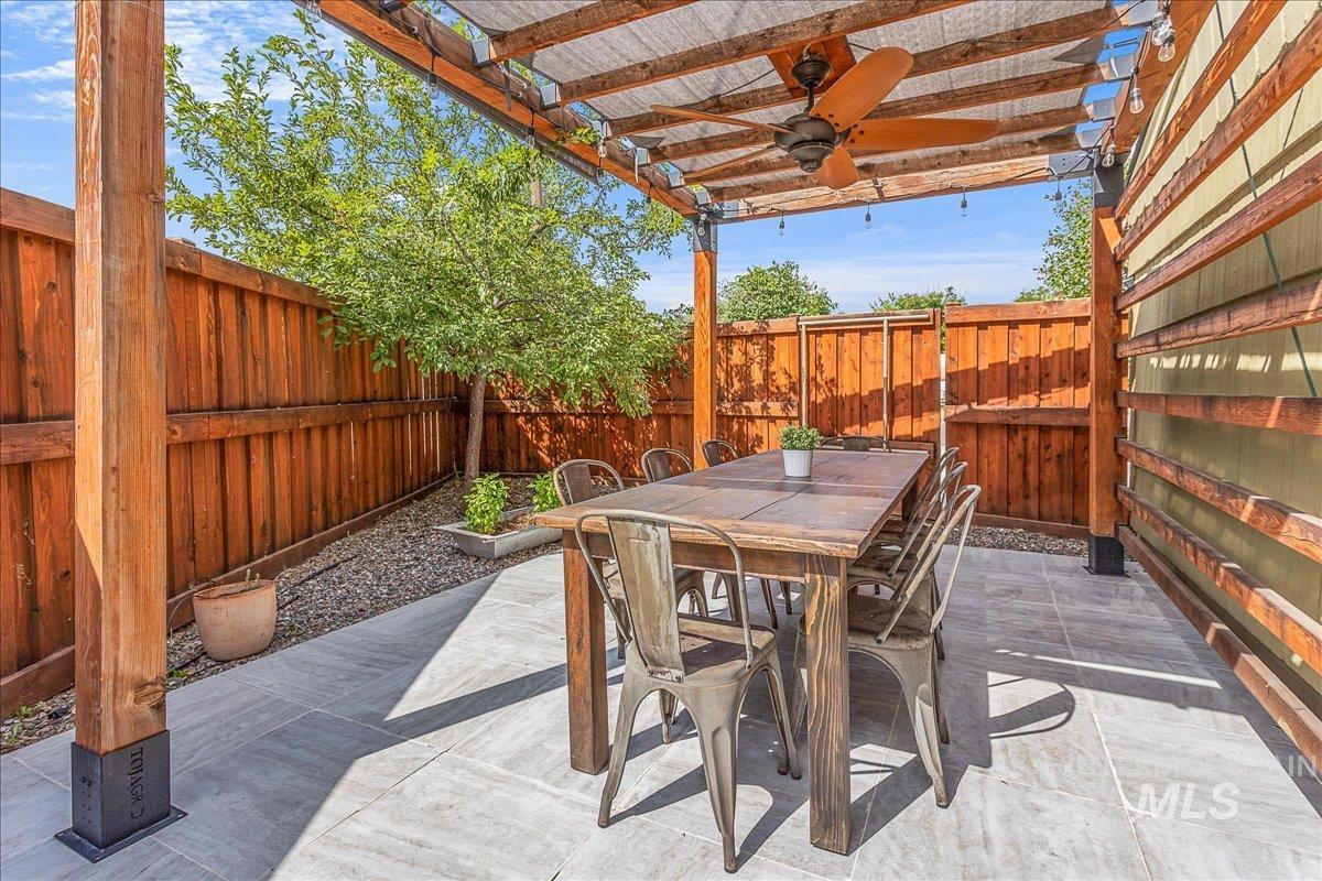 3625 W Tulara Dr, Boise, Idaho 83706, 3 Bedrooms, 2 Bathrooms, Residential For Sale, Price $665,000, 98961249