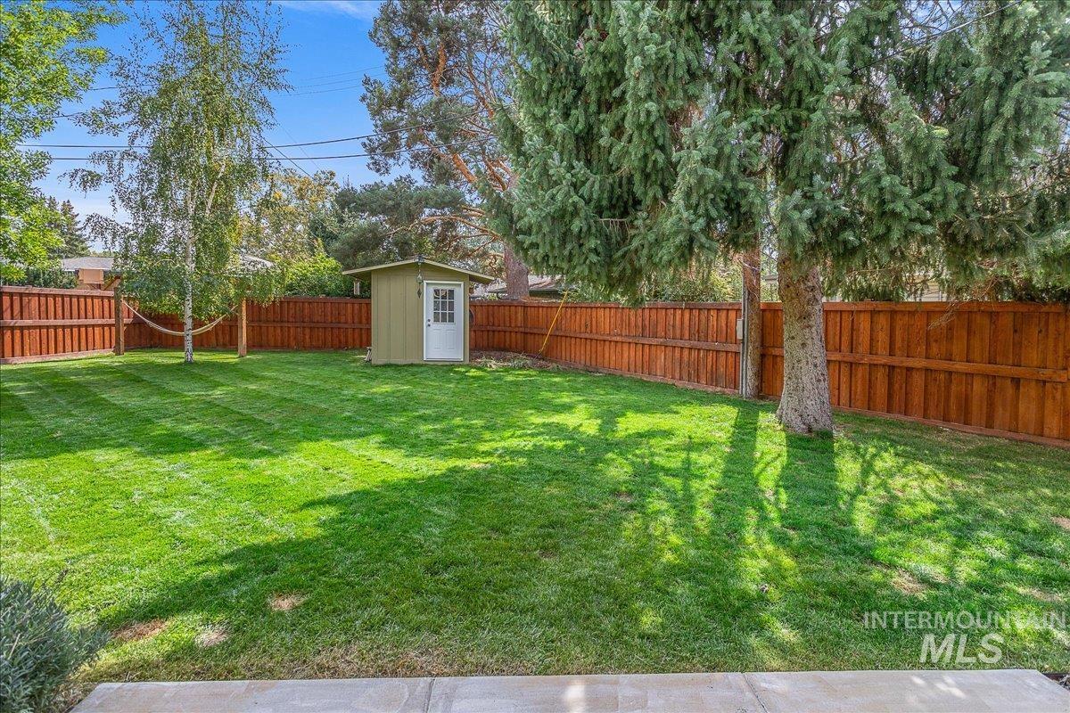 3625 W Tulara Dr, Boise, Idaho 83706, 3 Bedrooms, 2 Bathrooms, Residential For Sale, Price $665,000, 98961249
