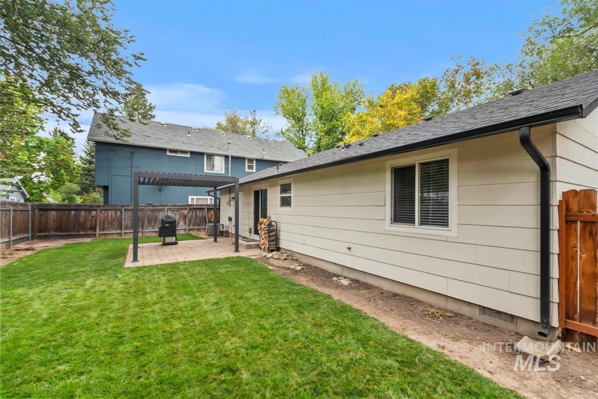 1467 S Grant Ave., Boise, Idaho 83706, 2 Bedrooms, 1 Bathroom, Residential For Sale, Price $419,900, 98961250