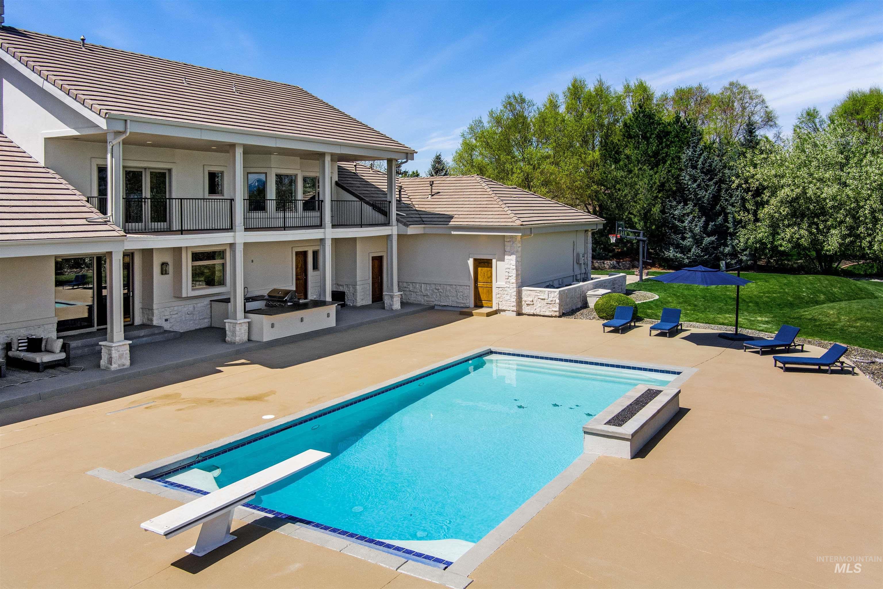 7014 N Spurwing Way, Meridian, Idaho 83646, 4 Bedrooms, 5 Bathrooms, Residential For Sale, Price $2,550,000, 98961251