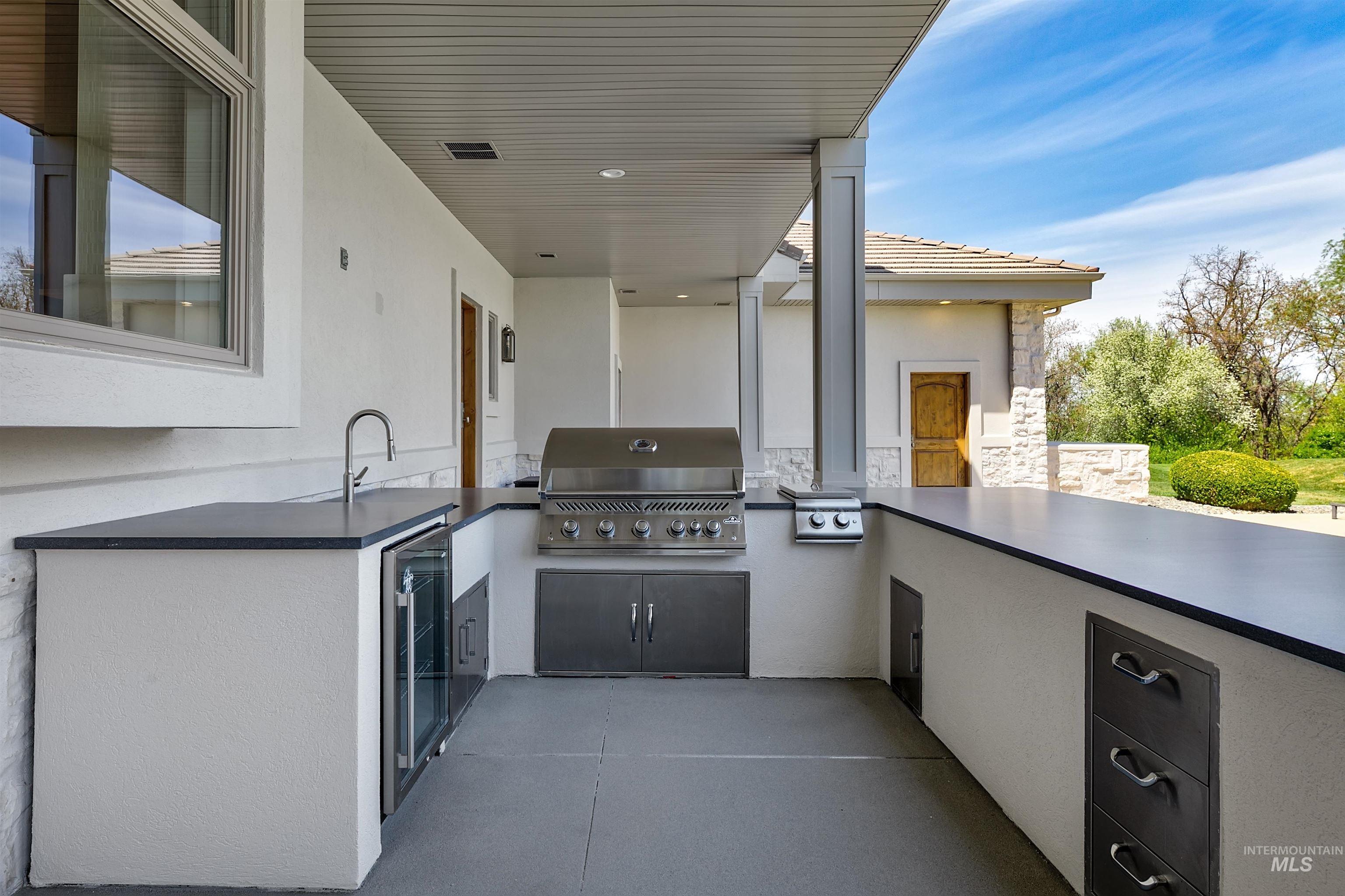 7014 N Spurwing Way, Meridian, Idaho 83646, 4 Bedrooms, 5 Bathrooms, Residential For Sale, Price $2,550,000, 98961251