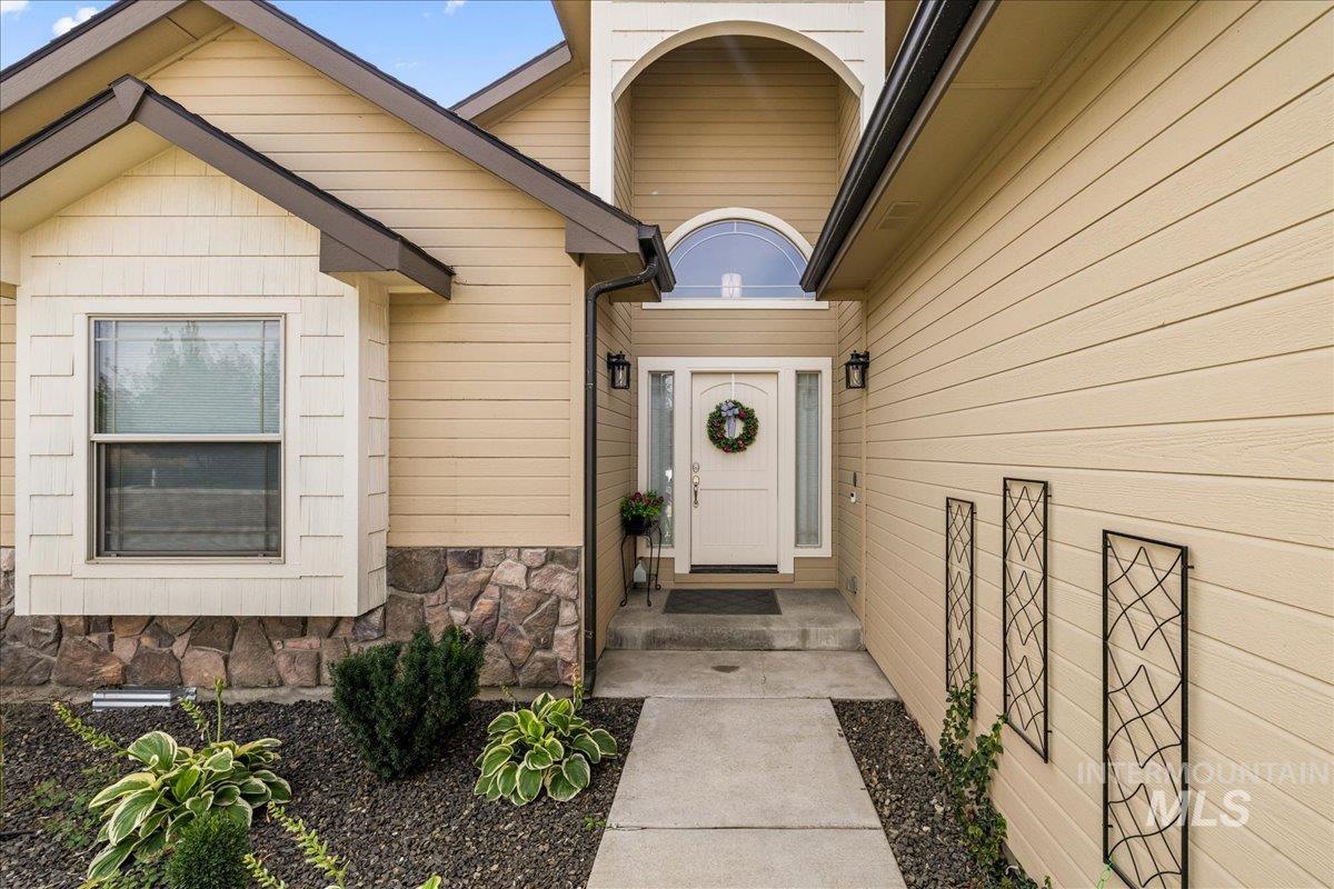 10395 McKinley St, Nampa, Idaho 83687, 3 Bedrooms, 2 Bathrooms, Residential For Sale, Price $470,000, 98961256