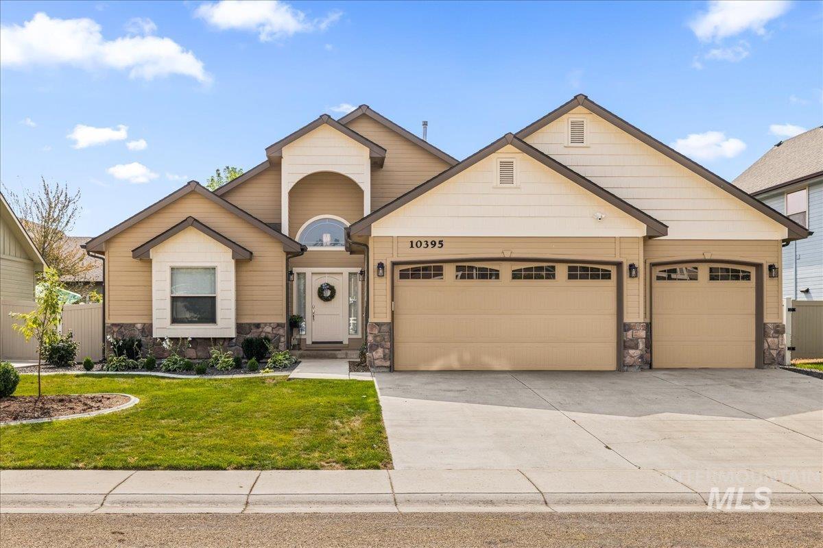 10395 McKinley St, Nampa, Idaho 83687, 3 Bedrooms, 2 Bathrooms, Residential For Sale, Price $470,000, 98961256