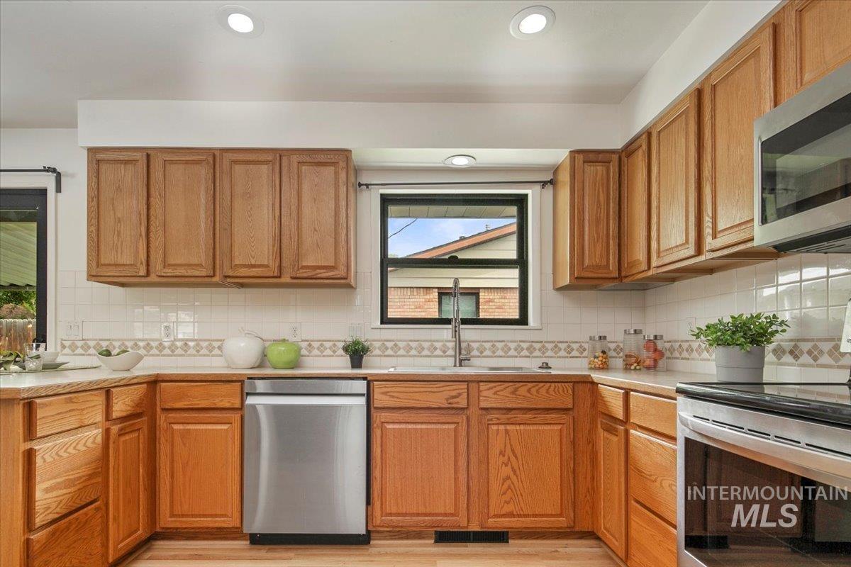 2106 N 32nd, Boise, Idaho 83703, 4 Bedrooms, 2 Bathrooms, Residential For Sale, Price $749,900, 98961258