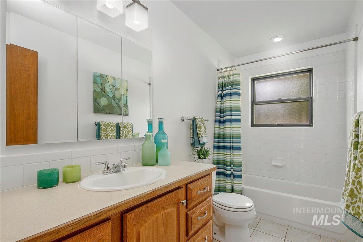 2106 N 32nd, Boise, Idaho 83703, 4 Bedrooms, 2 Bathrooms, Residential For Sale, Price $749,900, 98961258