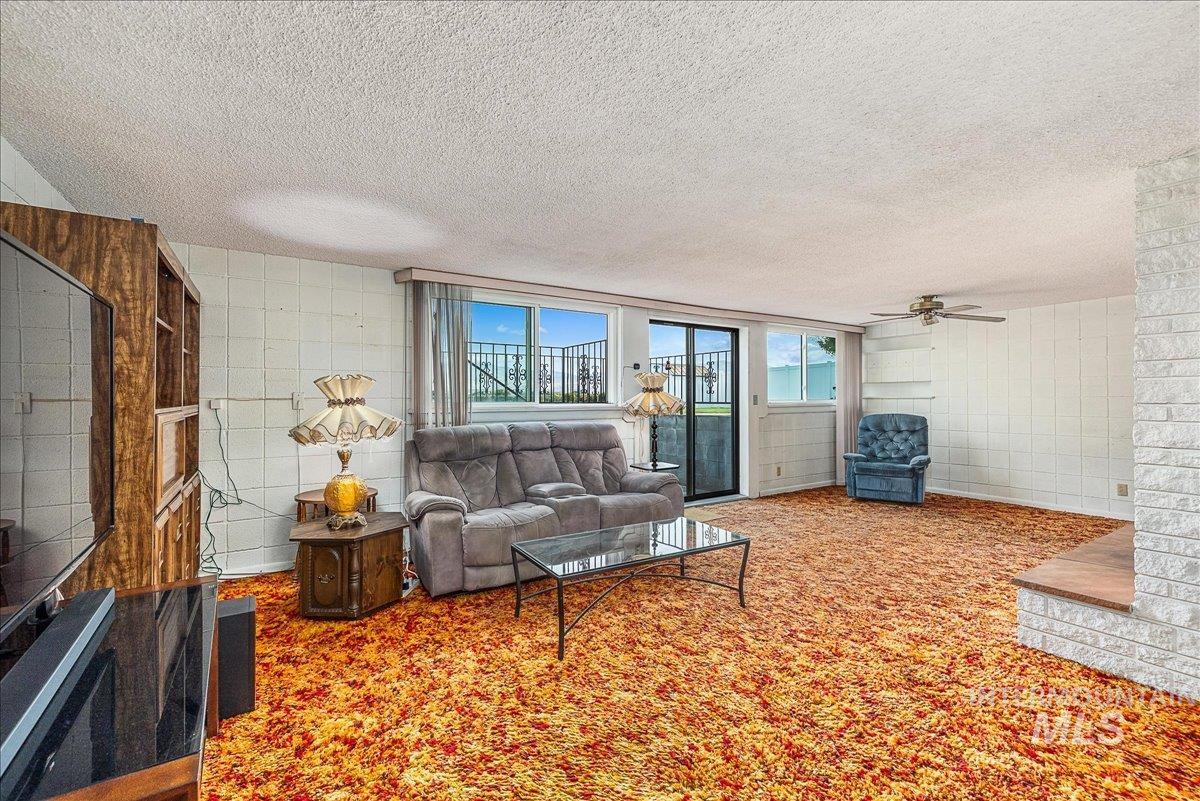 2800 W Sunrise Rim Rd, Boise, Idaho 83705, 4 Bedrooms, 2.5 Bathrooms, Residential For Sale, Price $599,000, 98961262