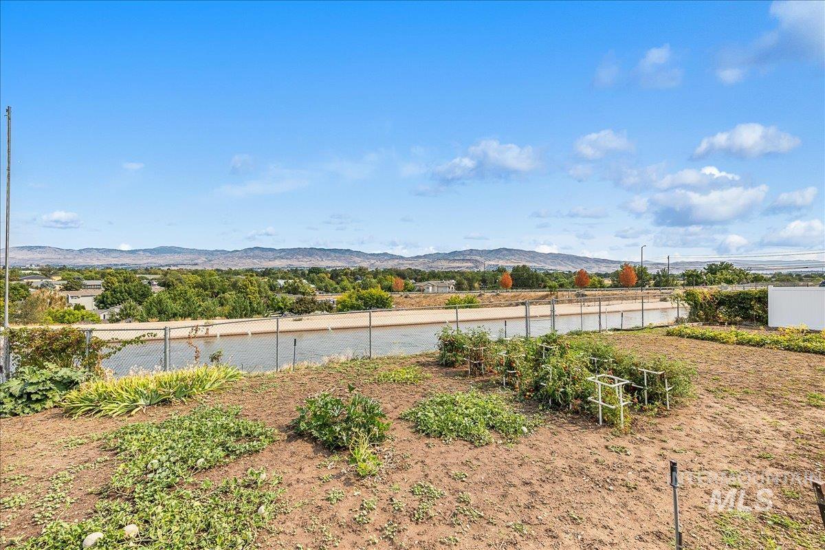 2800 W Sunrise Rim Rd, Boise, Idaho 83705, 4 Bedrooms, 2.5 Bathrooms, Residential For Sale, Price $599,000, 98961262