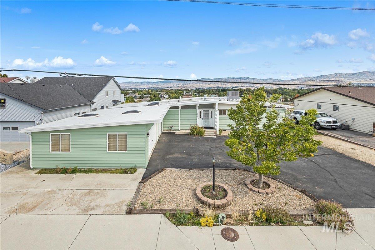 2800 W Sunrise Rim Rd, Boise, Idaho 83705, 4 Bedrooms, 2.5 Bathrooms, Residential For Sale, Price $599,000, 98961262