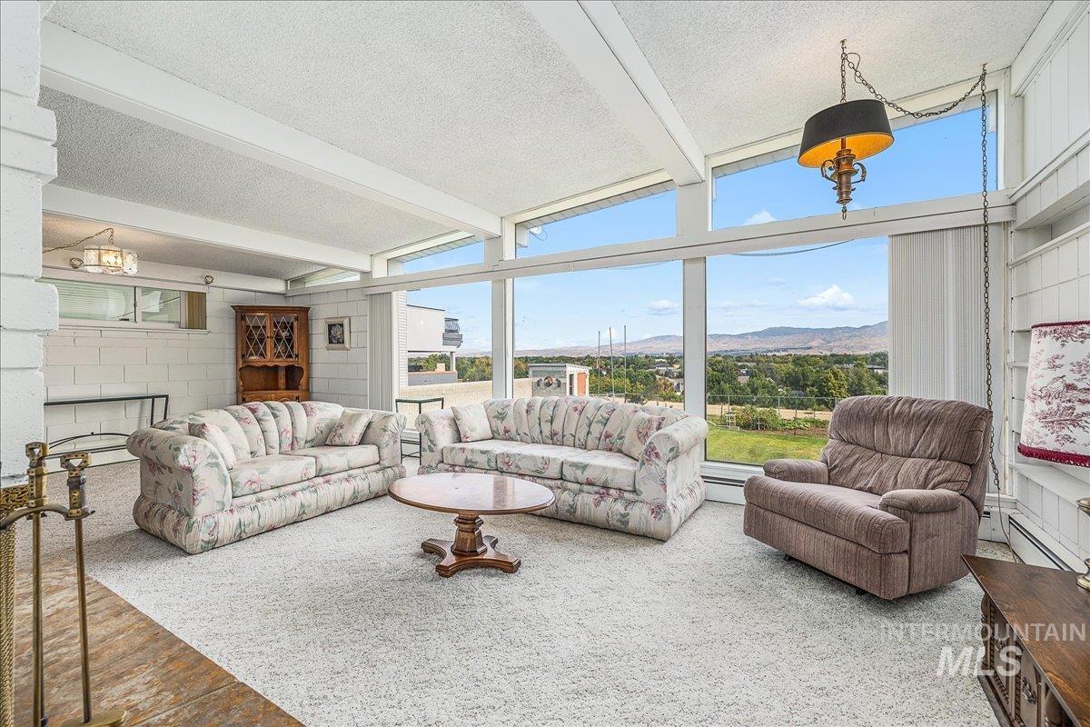 2800 W Sunrise Rim Rd, Boise, Idaho 83705, 4 Bedrooms, 2.5 Bathrooms, Residential For Sale, Price $599,000, 98961262