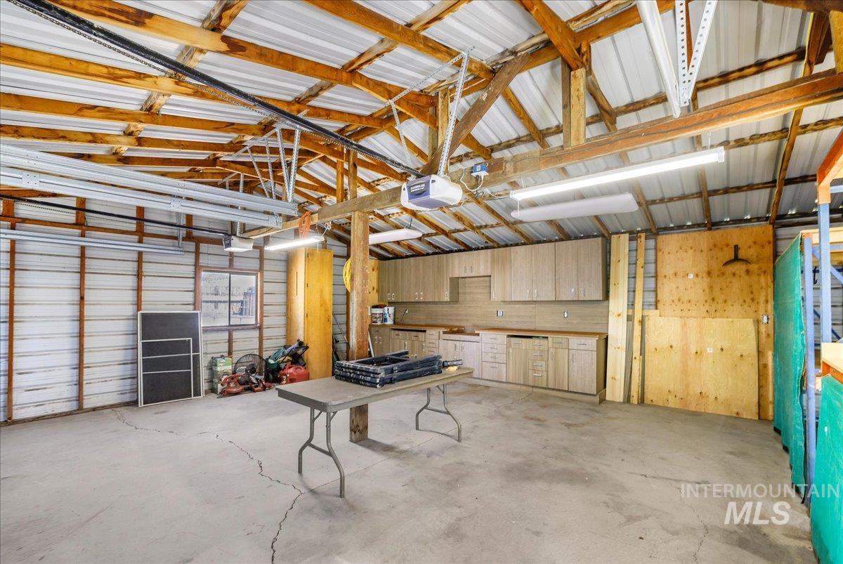 606 Montana Street, Gooding, Idaho 83330, 5 Bedrooms, 2 Bathrooms, Residential For Sale, Price $315,000, 98961265