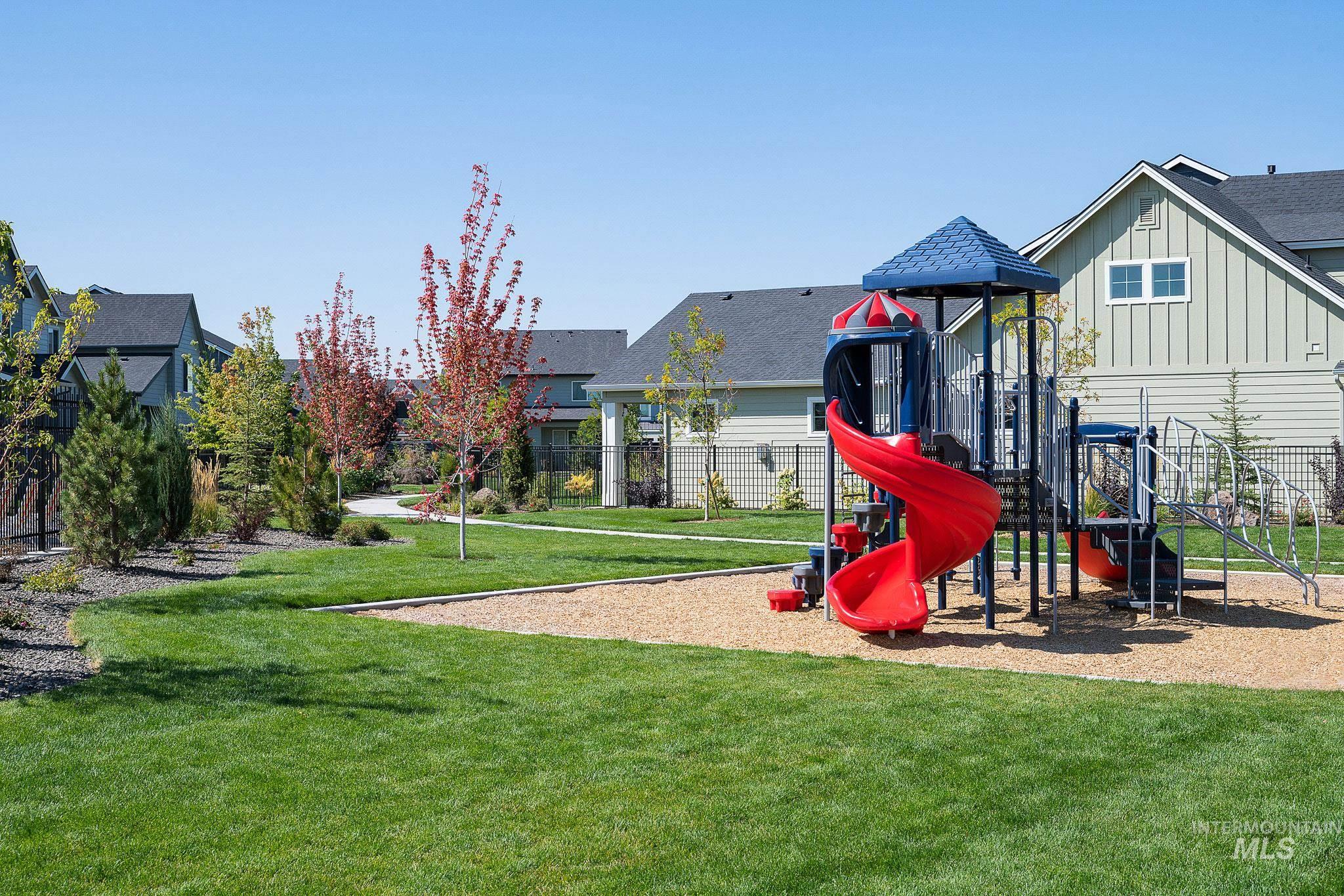 10415 Stony Oak St., Nampa, Idaho 83687, 3 Bedrooms, 3 Bathrooms, Residential For Sale, Price $554,900, 98961266