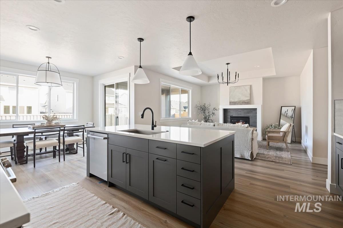 10415 Stony Oak St., Nampa, Idaho 83687, 3 Bedrooms, 3 Bathrooms, Residential For Sale, Price $554,900, 98961266
