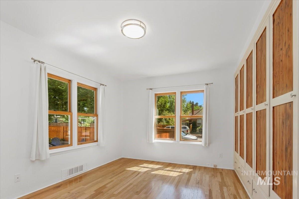 1802 W Bannock St, Boise, Idaho 83702, 4 Bedrooms, 2 Bathrooms, Residential Income For Sale, Price $974,900, 98961271