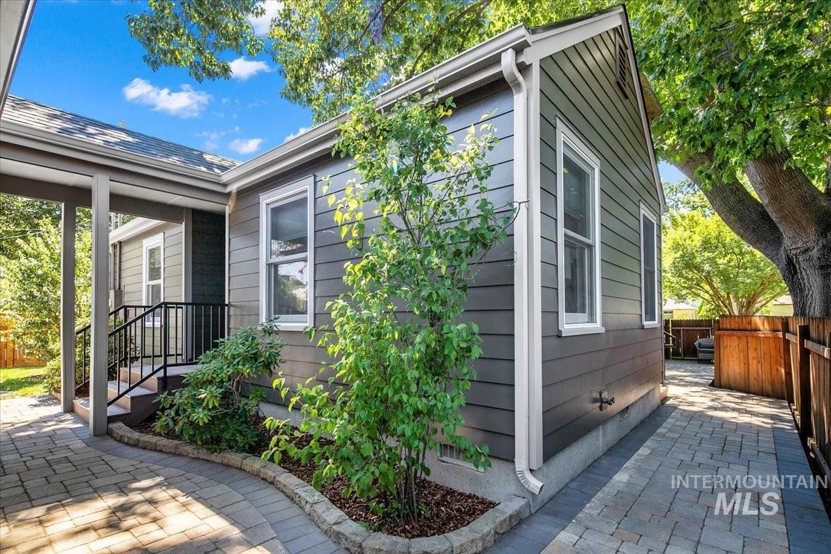 1802 W Bannock St, Boise, Idaho 83702, 4 Bedrooms, 2 Bathrooms, Residential Income For Sale, Price $974,900, 98961271