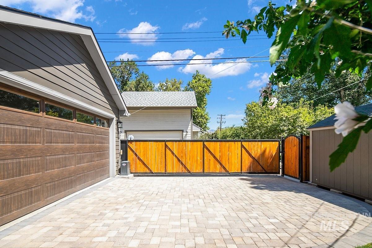 1802 W Bannock St, Boise, Idaho 83702, 4 Bedrooms, 2 Bathrooms, Residential Income For Sale, Price $974,900, 98961271