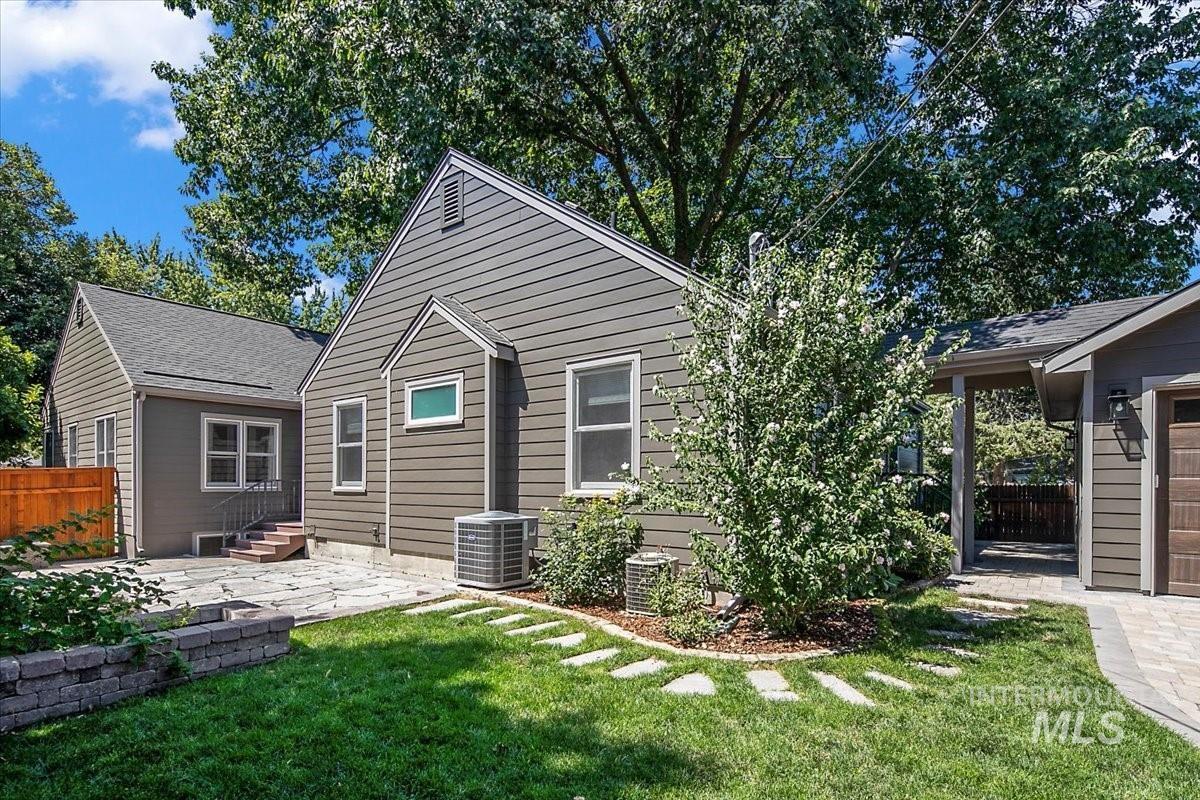 1802 W Bannock St, Boise, Idaho 83702, 4 Bedrooms, 2 Bathrooms, Residential Income For Sale, Price $974,900, 98961271
