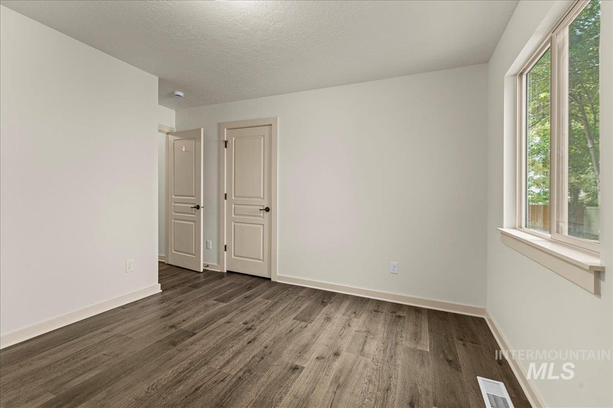 5979 S Atwell Grove Ave, Boise, Idaho 83709, 3 Bedrooms, 2 Bathrooms, Residential For Sale, Price $525,000, 98961285